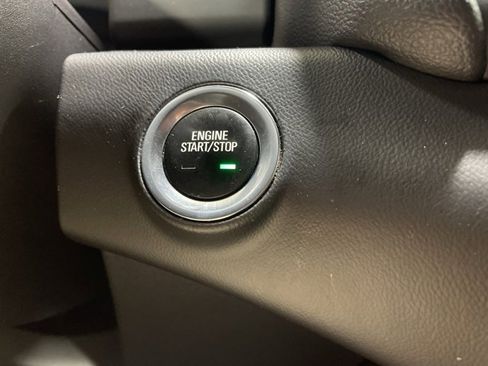 Used 2020 GMC Terrain SLT w/ Preferred Package image 28