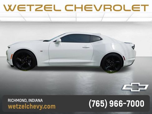 Used 2019 Chevrolet Camaro LT w/ RS Package RWD image 6
