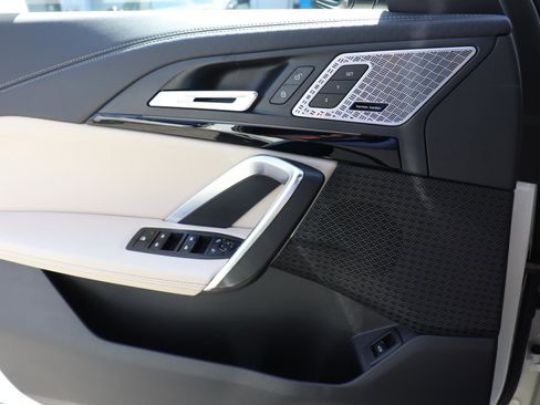 Certified 2024 BMW X2 xDrive28i w/ Premium Package image 15