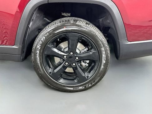 New 2025 Jeep Grand Cherokee L Altitude image 17