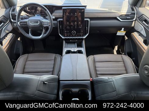 New 2026 GMC Acadia Denali Ultimate w/ LPO, Floor Liner Package AWD/4WD image 10