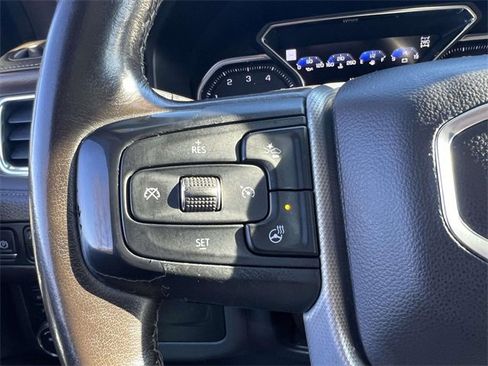 Used 2021 GMC Yukon Denali w/ Denali Premium Package image 23