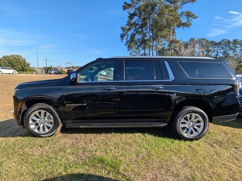 New 2026 Chevrolet Suburban Premier w/ Sun And Tow Package image 7