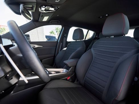 Used 2024 Dodge Hornet R/T w/ Tech Pack w/o Parking image 29