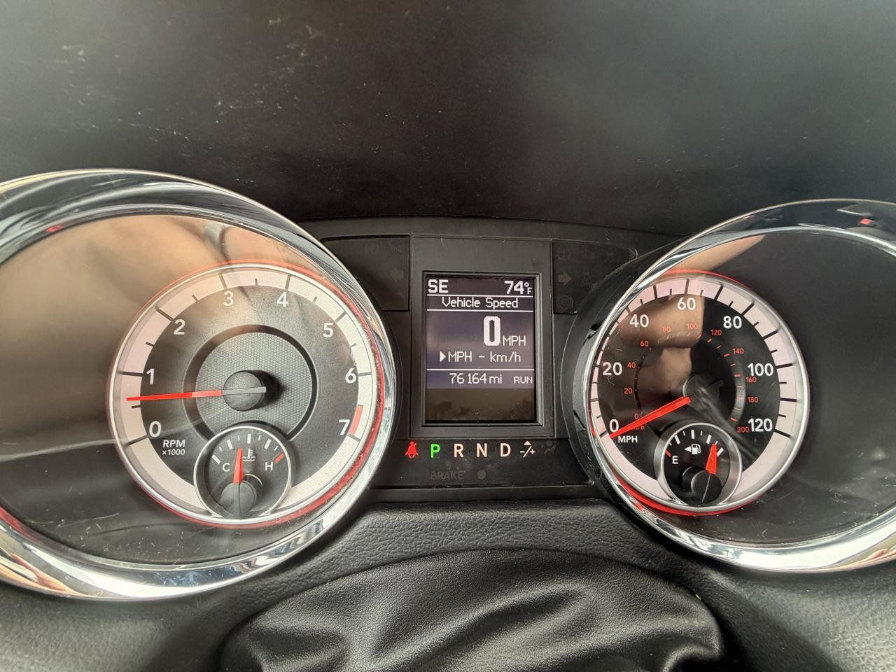 Used 2020 Dodge Grand Caravan SE w/ Rear Park Assist Package FWD image 16