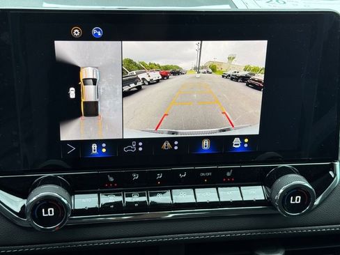 New 2025 Chevrolet Colorado LT w/ LT Convenience Package image 19