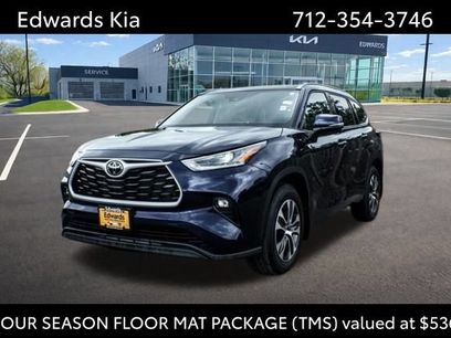 Used 2021 Toyota Highlander XLE