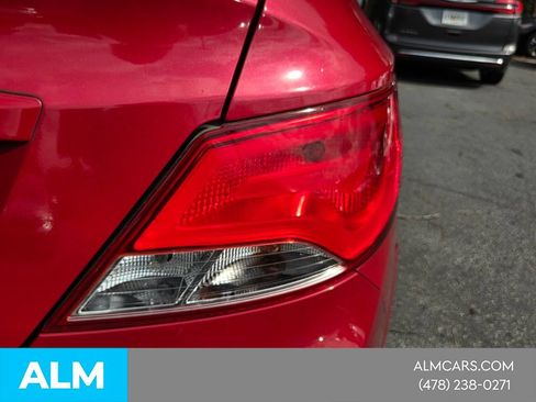 Used 2015 Hyundai Accent GLS FWD image 14
