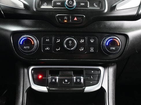 Used 2022 GMC Terrain SLE w/ Driver Convenience Package image 20