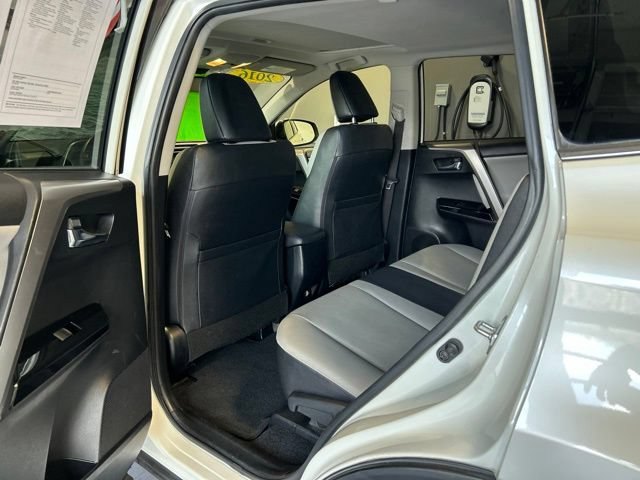 Used 2016 Toyota RAV4 Limited AWD/4WD image 23