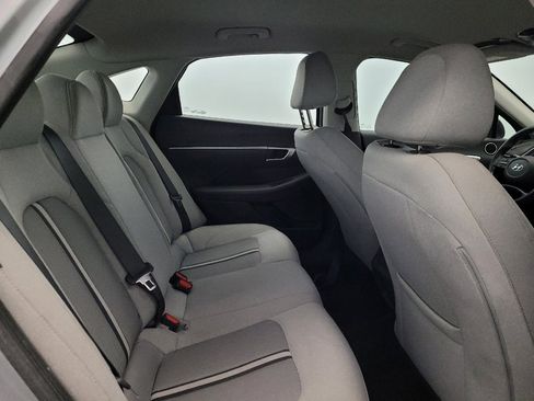 Used 2022 Hyundai Sonata SE w/ Cargo Package FWD image 19