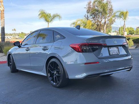 Used 2023 Honda Civic Sport image 14