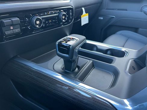 New 2026 Chevrolet Silverado 1500 LT Trail Boss w/ Safety Package image 18