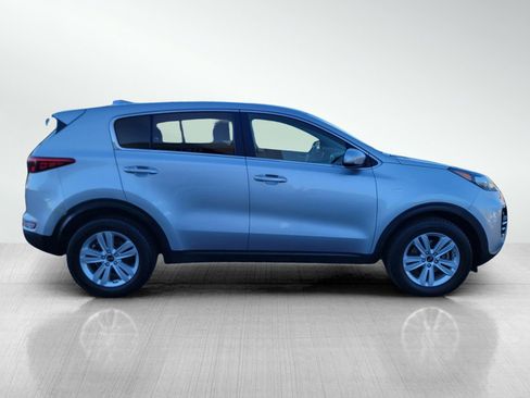 Certified 2019 Kia Sportage LX image 4