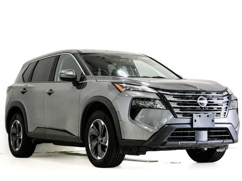 Used 2024 Nissan Rogue SV AWD/4WD image 1