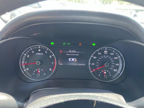Used 2023 Kia Forte LXS FWD image 32