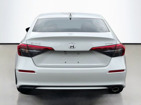 Used 2023 Honda Civic Sport image 6