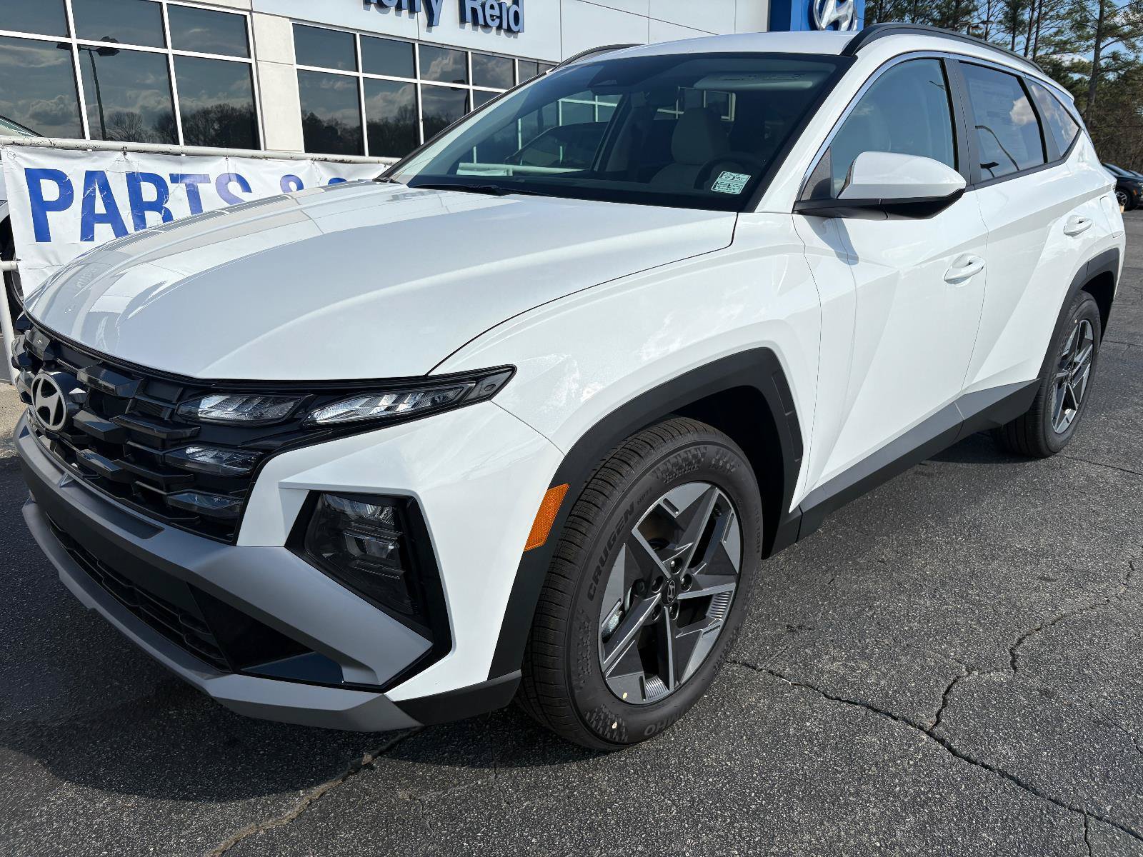 New 2026 Hyundai Tucson SEL FWD image 1