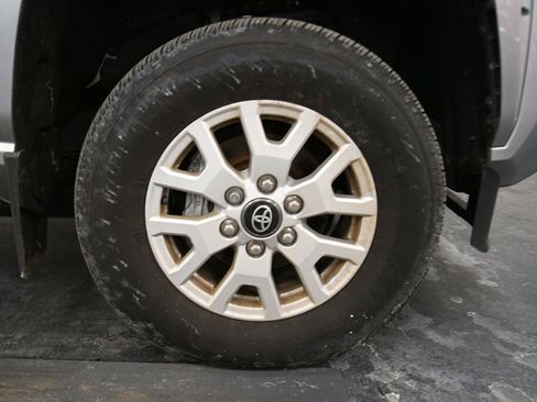 Used 2024 Toyota Tacoma SR5 image 28