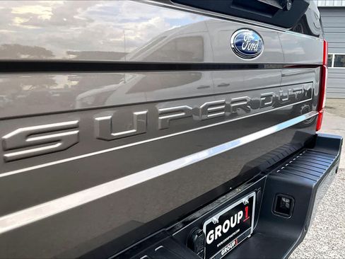 Used 2022 Ford F350 Lariat AWD/4WD image 13