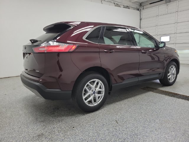 Used 2022 Ford Edge SEL w/ Convenience Package AWD/4WD image 3