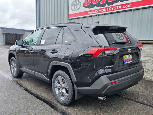 New 2025 Toyota RAV4 XLE w/ Convenience Package image 5