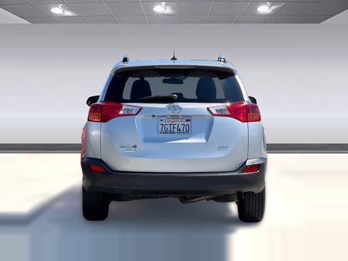 Used 2014 Toyota RAV4 XLE FWD image 10