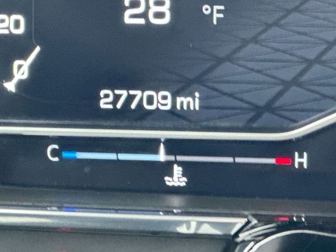 Used 2022 GMC Sierra 1500 SLT w/ SLT Premium Plus Package image 12