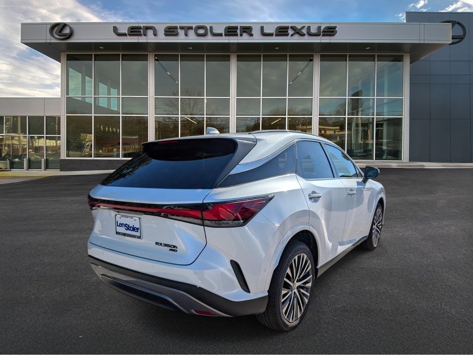 New 2026 Lexus RX 350 w/ Convenience Package AWD/4WD image 2