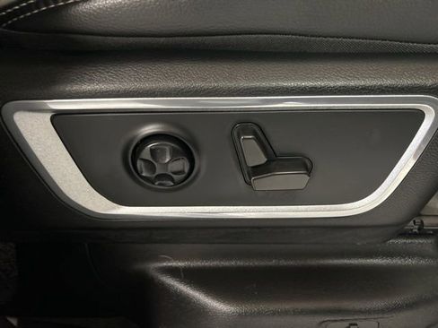 Used 2021 RAM 1500 Laramie w/ Sport Appearance Package image 31