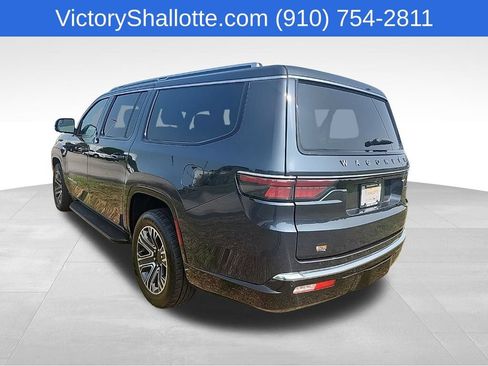 Certified 2024 Jeep Wagoneer L Series II w/ Flexible Seating Group AWD/4WD image 28