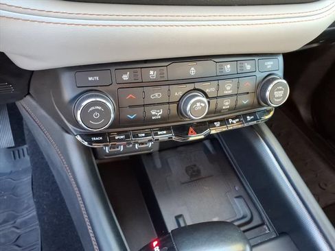 Used 2021 Dodge Durango R/T w/ Tow 'N Go Package image 33