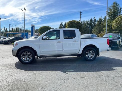 Used 2019 Nissan Frontier SL AWD/4WD image 4