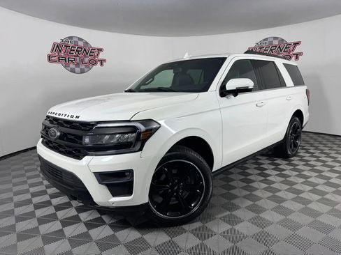 Used 2024 Ford Expedition Limited AWD/4WD image 1