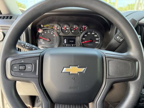 Used 2021 Chevrolet Silverado 1500 W/T w/ WT Value Package AWD/4WD image 26