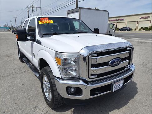 Used 2015 Ford F250 Lariat w/ Lariat Ultimate Package image 2