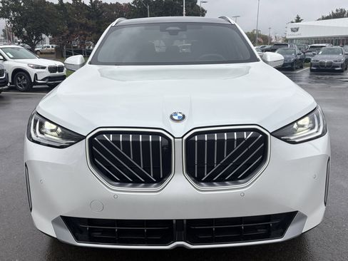 Used 2026 BMW X3 xDrive30 w/ Premium Package image 3