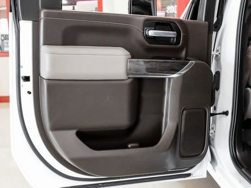 Used 2023 Chevrolet Silverado 3500 LTZ w/ LTZ Convenience Package image 44