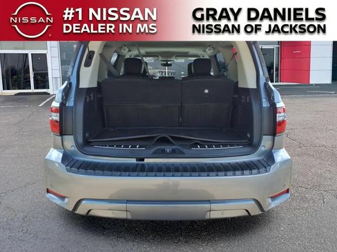 Used 2023 Nissan Armada Platinum w/ Captain's Chairs Package RWD image 8