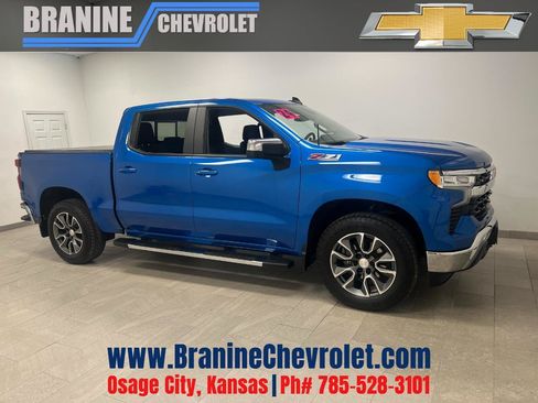 Used 2024 Chevrolet Silverado 1500 LT AWD/4WD image 1