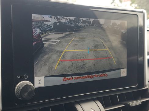 Used 2023 Toyota RAV4 LE image 27