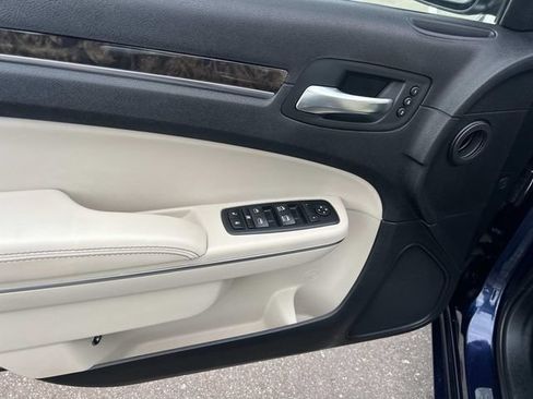Used 2015 Chrysler 300 C w/ Harman/Kardon Audio Group RWD image 55