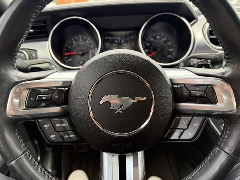 Used 2018 Ford Mustang Premium RWD image 26