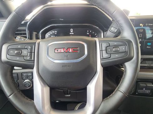 Used 2025 GMC Sierra 1500 SLT RWD image 26