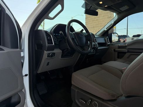 Used 2016 Ford F150 XLT w/ Equipment Group 302A Luxury AWD/4WD image 37
