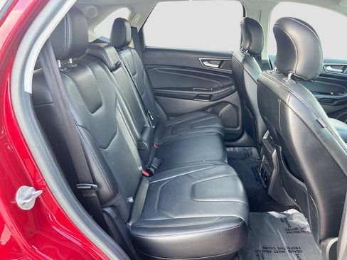 Used 2016 Ford Edge Titanium w/ Technology Package FWD image 28