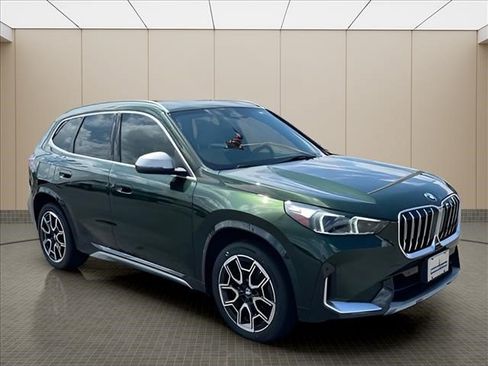 Used 2024 BMW X1 xDrive28i w/ Convenience Package AWD/4WD image 2
