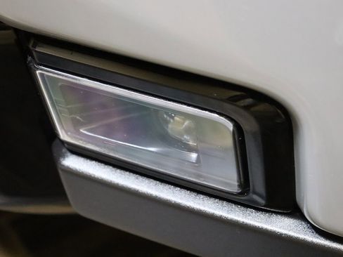 Used 2024 GMC Sierra 1500 AT4 w/ Technology Package image 15