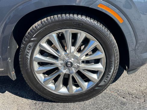 Used 2020 Hyundai Palisade Limited FWD image 11