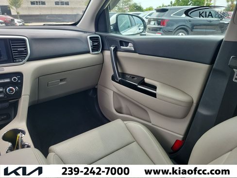 Used 2020 Kia Sportage EX FWD image 18